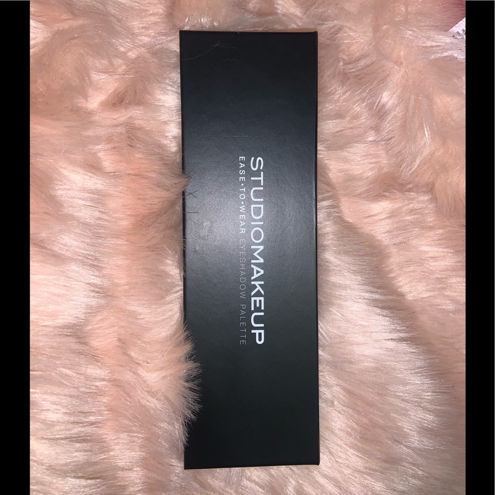 Studio Makeup Eyeshadow Palette